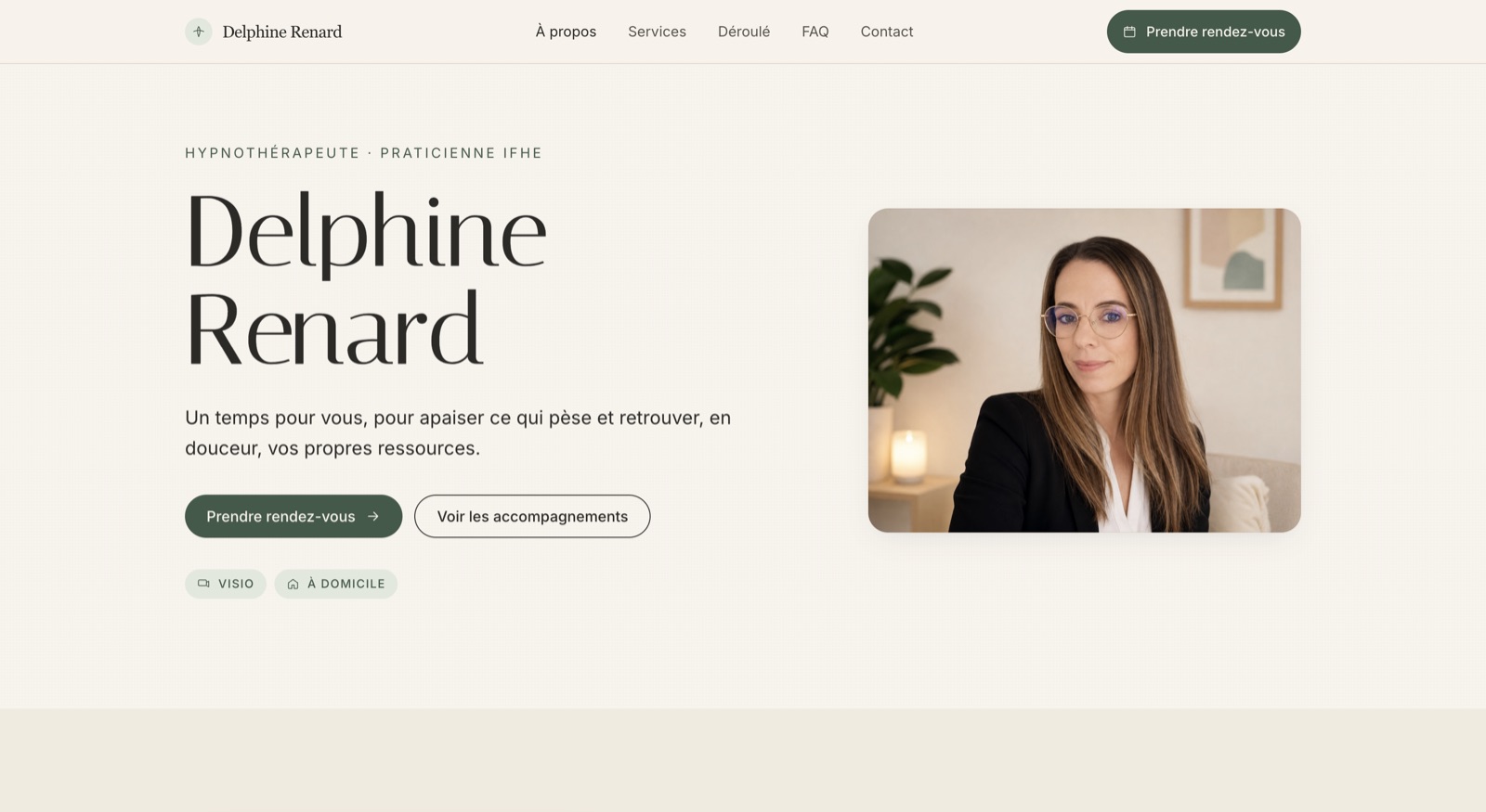 Delphine Renard — Hypnotherapist · One-page site
